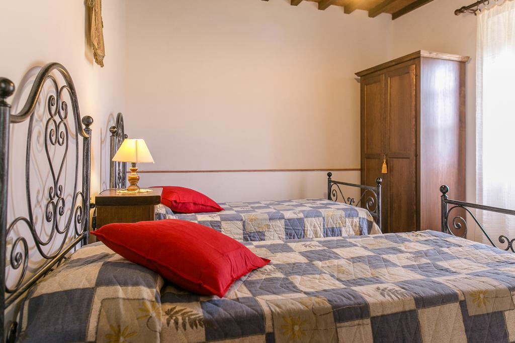Agriturismo Le Capanne Santa Cristina  المظهر الخارجي الصورة
